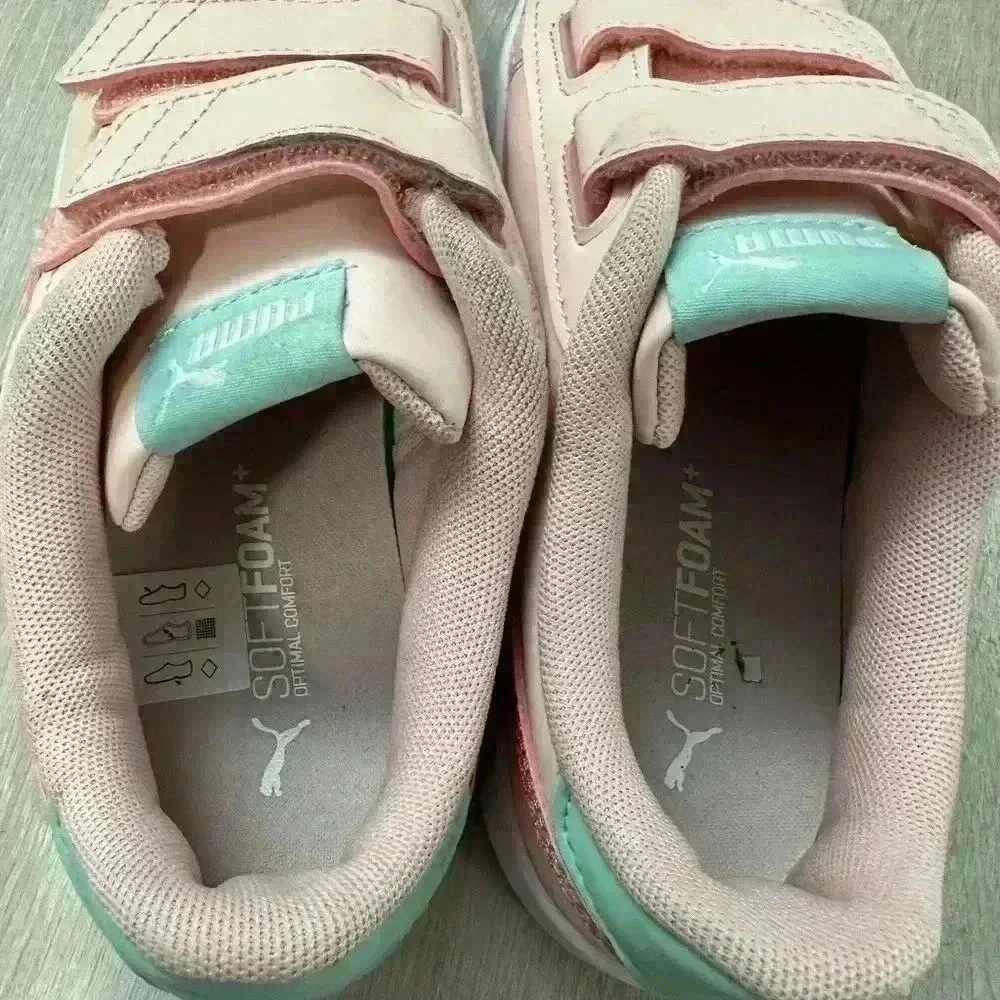 Puma Kids Pink Softfoam Velcro Sneakers Shoes Size 2 C